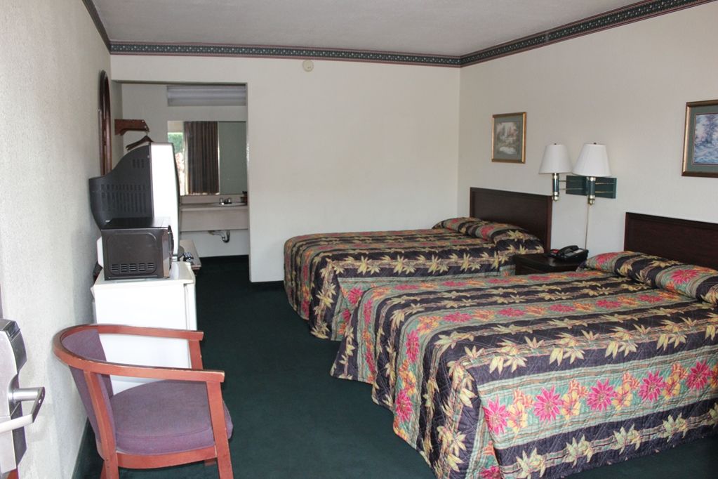 Casey Jones Motel Jackson Room photo